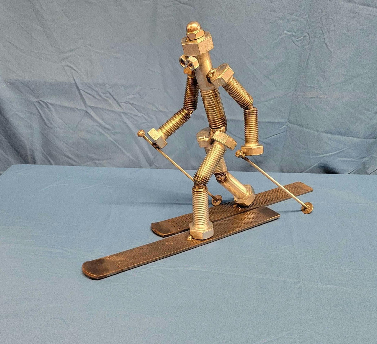 XL Cross Country Skier