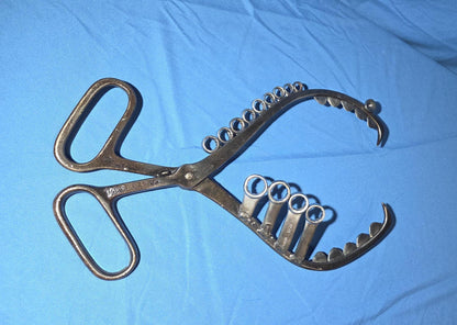 Ice Tong Ice Tong Paranoid Piranha with Wrench Fins